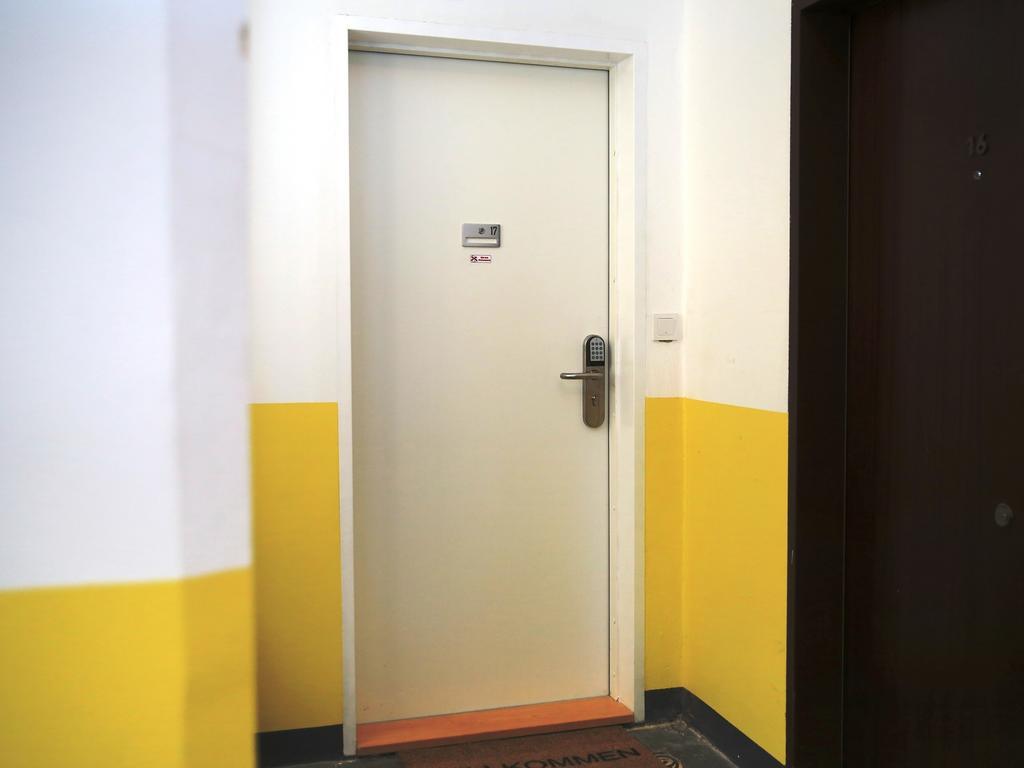 Flatprovider Comfort Eduard Apartment - Contactless Check In Vídeň Pokoj fotografie