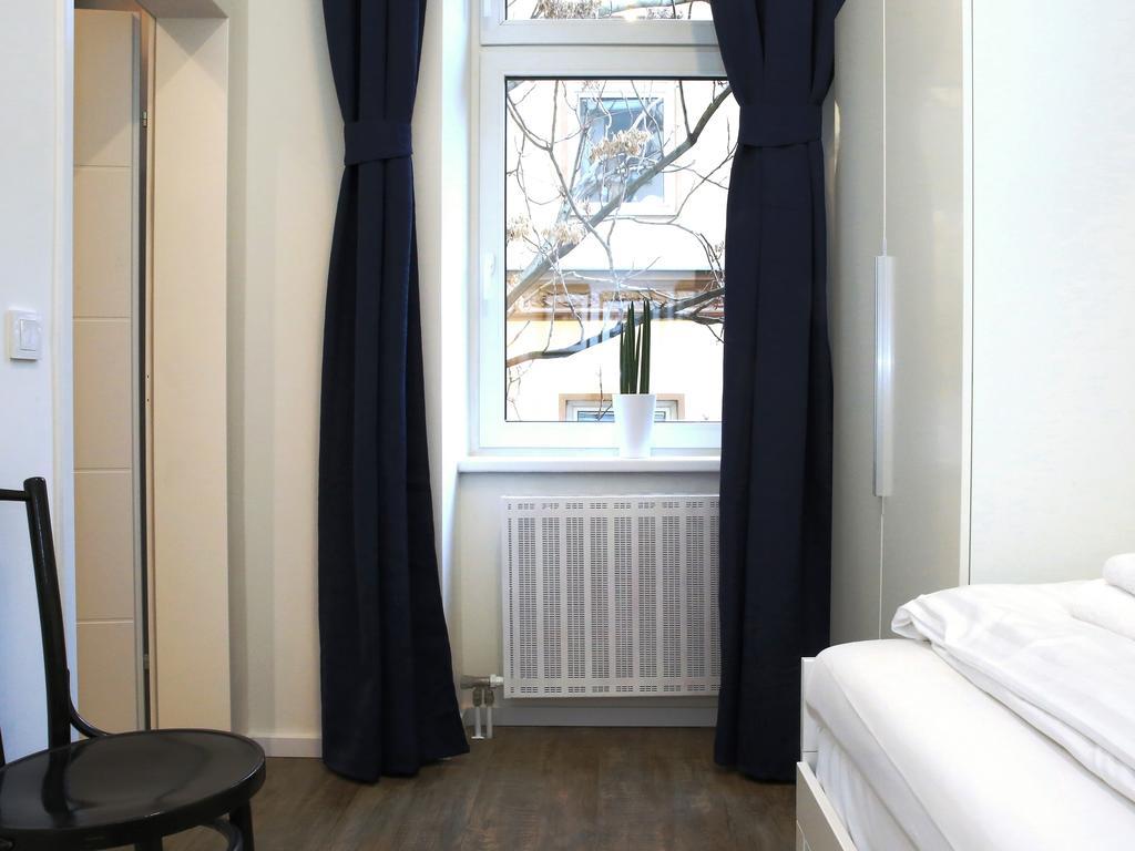 Flatprovider Comfort Eduard Apartment - Contactless Check In Vídeň Pokoj fotografie