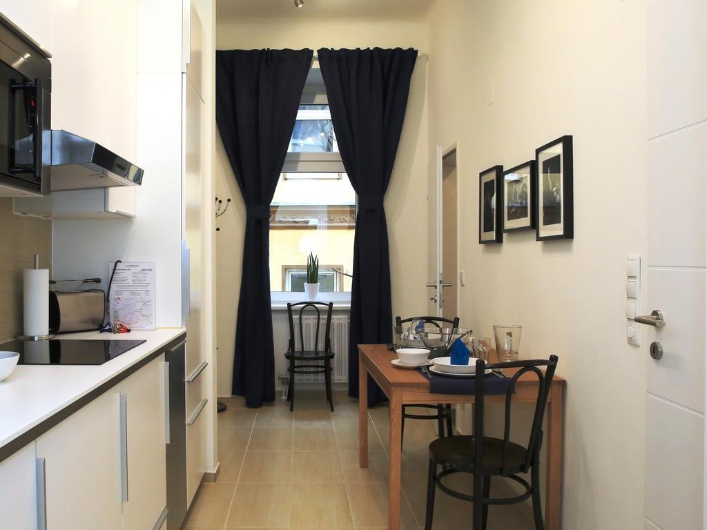 Flatprovider Comfort Eduard Apartment - Contactless Check In Vídeň Pokoj fotografie